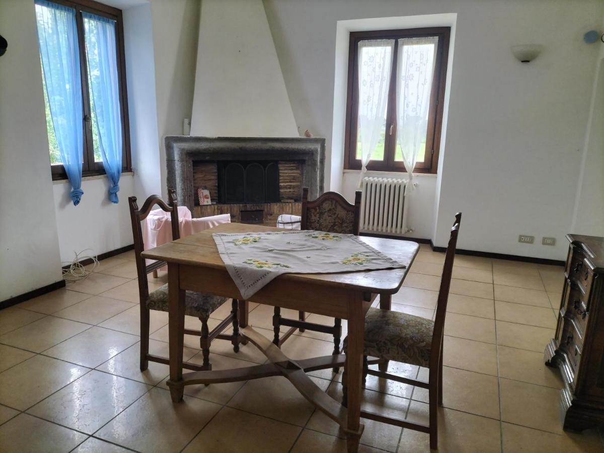 Rod Ranch Livestock - Appartamento Con Camino E Vista Piscina Кампаняно ди Рома Екстериор снимка